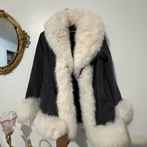Elegant Black and Cream Women's Teddy Jacket